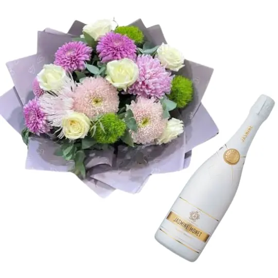 Ramo de flores crisantemos con rosas blancas y jasmine white bla